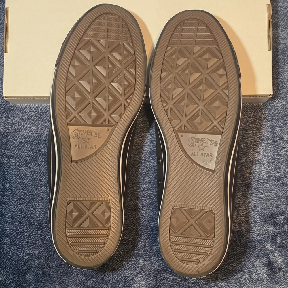 Custom Converse All Stars "Chuck Taylor" low-top canvas sneakers - Picture 6 of 7